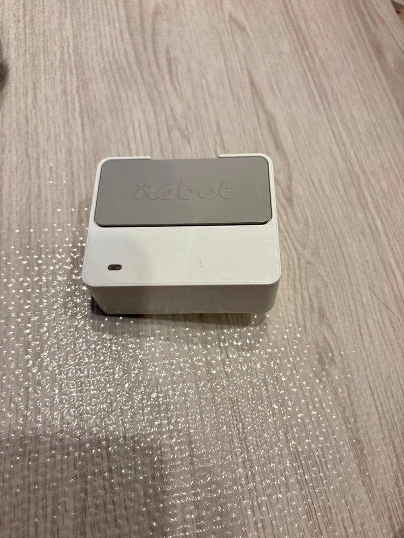 iRobot Braava jet ブラーバジェット 240 ロボット掃除機本体 - メルカリ