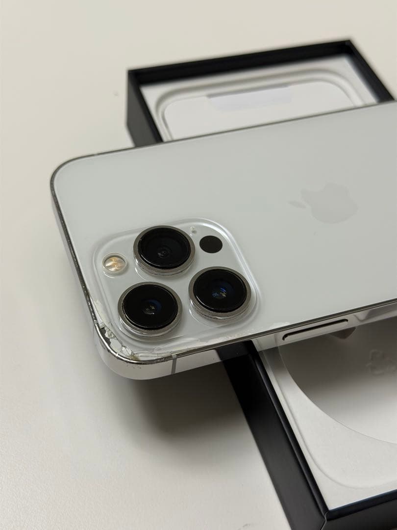 Apple iPhone 13 Pro 256G シルバー 本体 - メルカリ