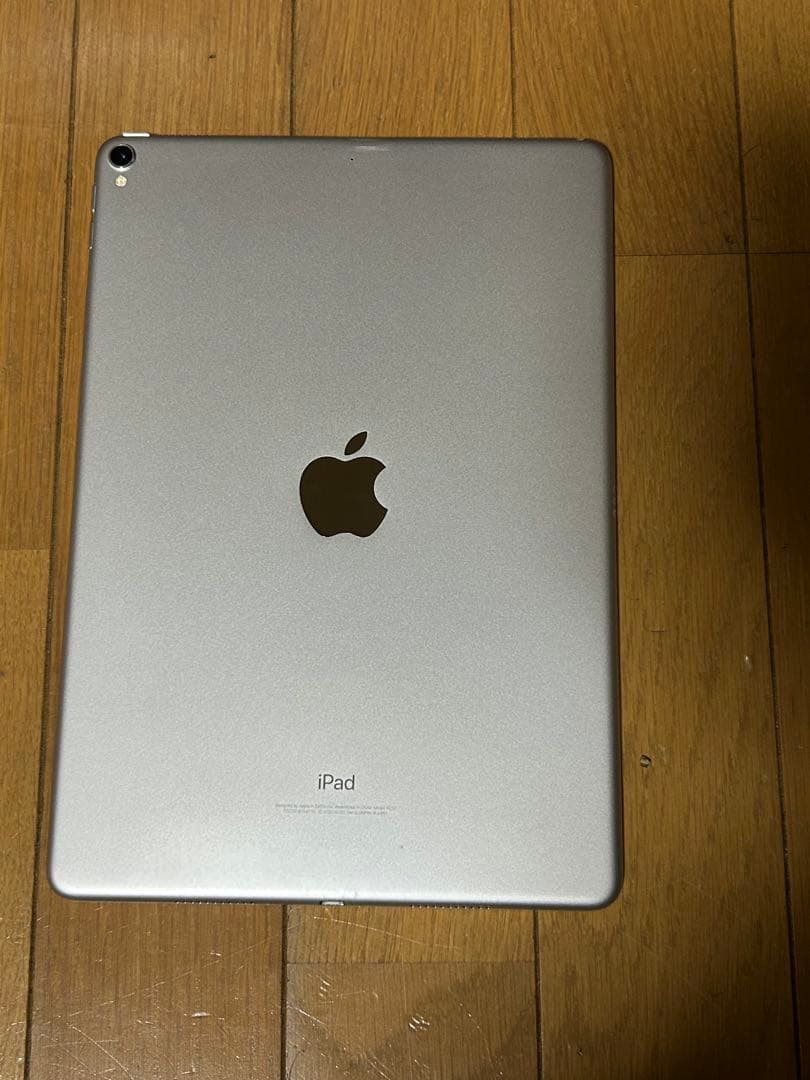 Apple iPad pro本体 シルバー Amazon.co.jp: Apple iPad Pro (11インチ, Wi-Fi, 64GB) - シルバー(第