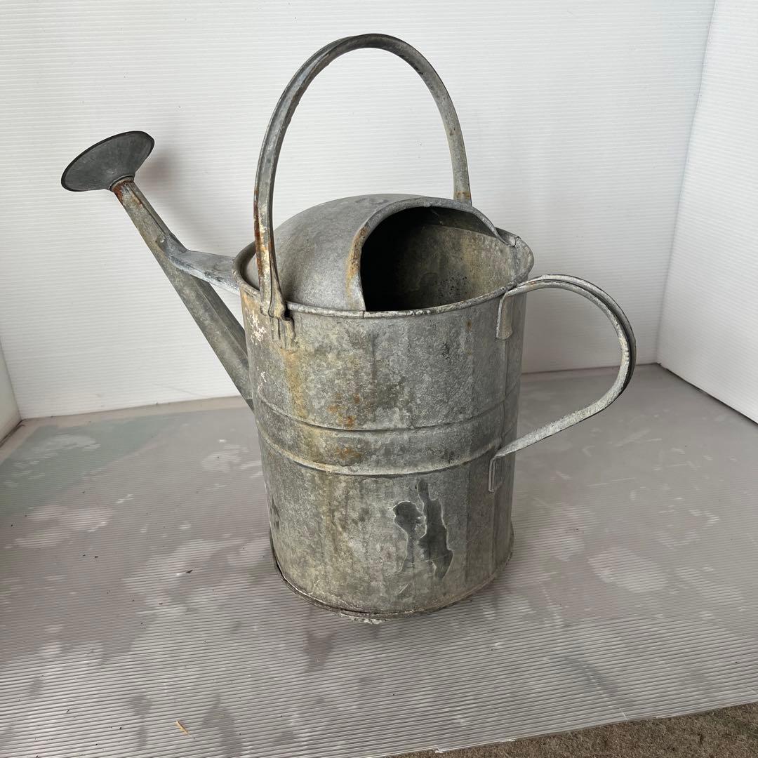 アンティーク ブリキ製 ジョウロ ジャンクガーデニング - メルカリ