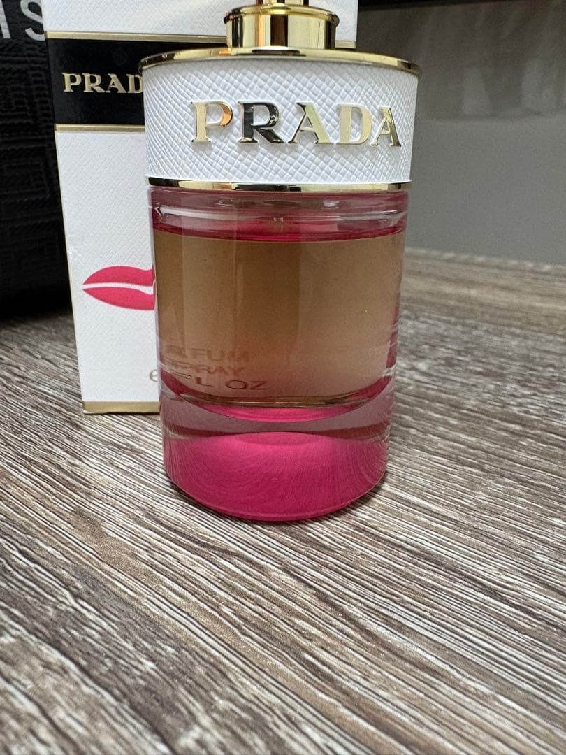 PRADA CANDY KISS 30ml Eau de Parfum - メルカリ