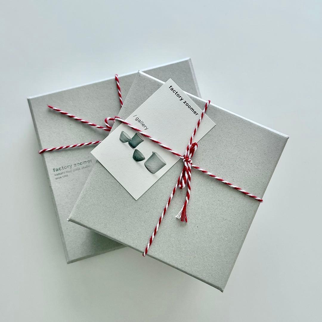 新品 辻和美 factory zoomer ギザギザ 皿 三角鉢 2点セット - メルカリ