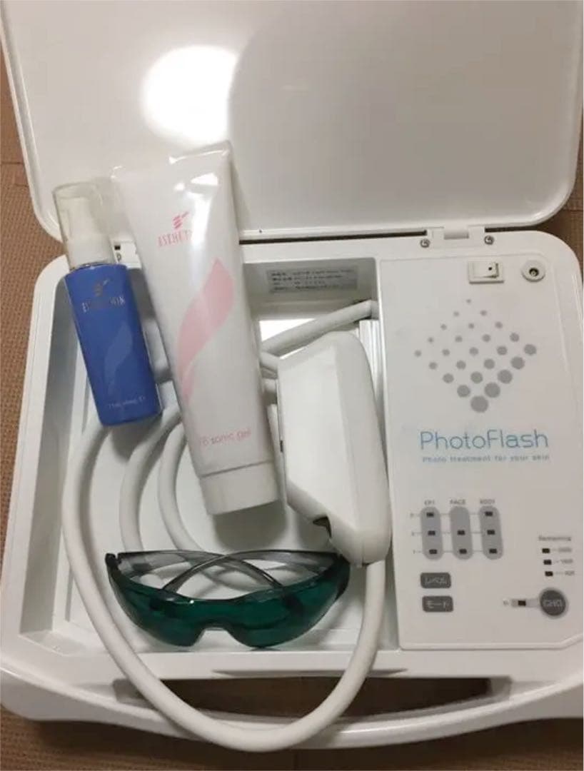 ☺︎お値下げ エステツイン フォトフラッシュ 美顔器 - メルカリ