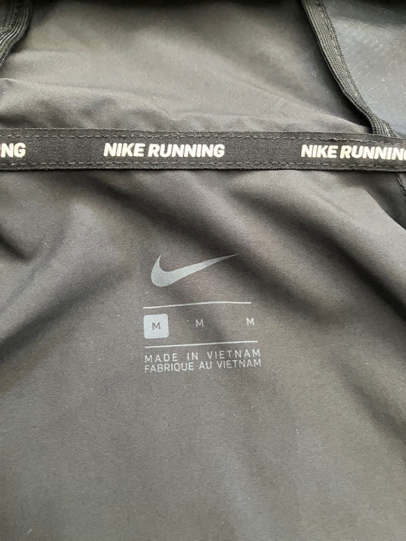 NIKE ナイキ エッセンシャル フラッシュ フーディ リフレクティブ