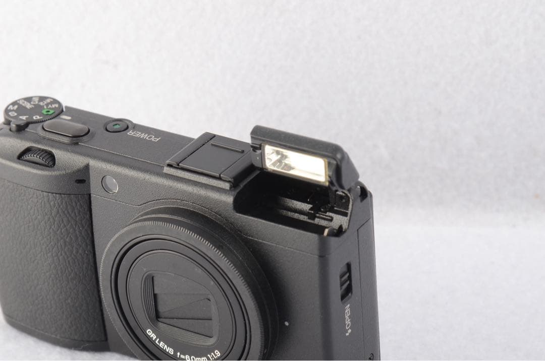 《 ショット数830回！ 》 リコー RICOH GR DIGITAL III