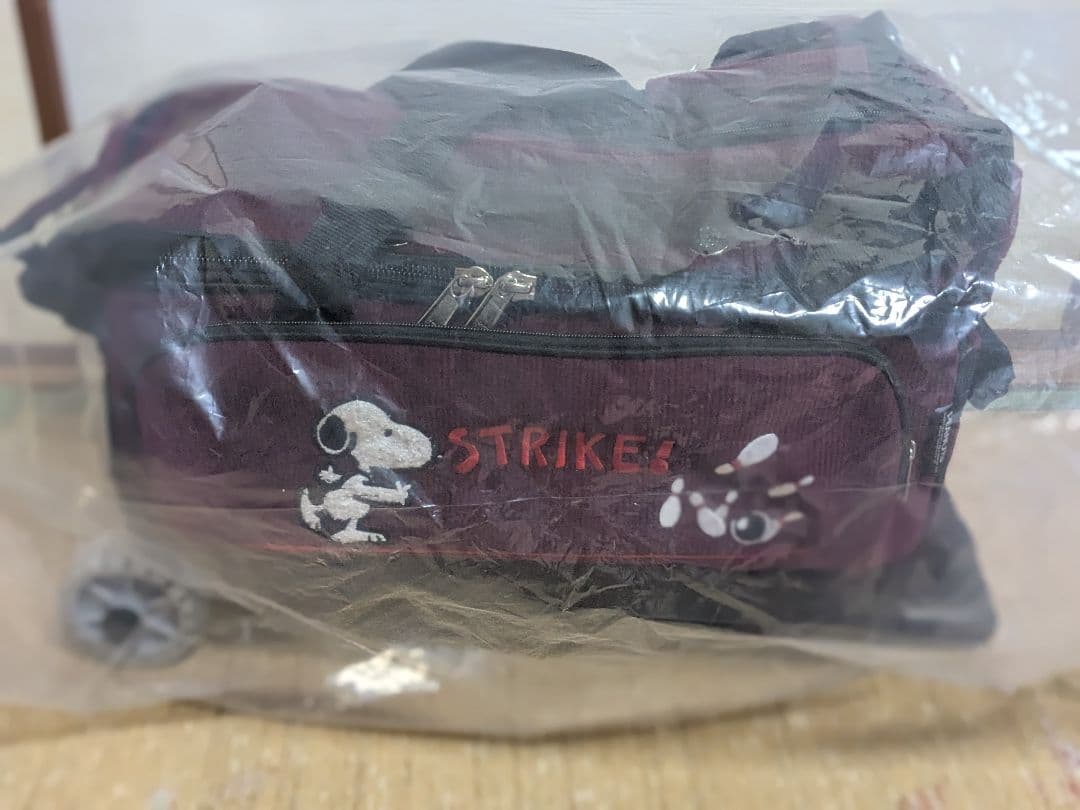 スヌーピー 2個入れ ボウリング用バッグ ワイン - メルカリ