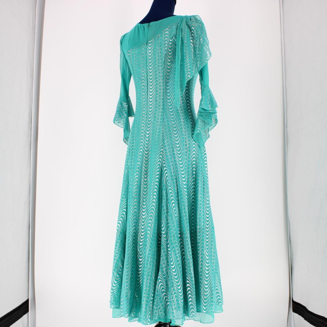 美品 社交ダンス衣装】ワンピース ドレス 緑 青緑 キラキラ 上品