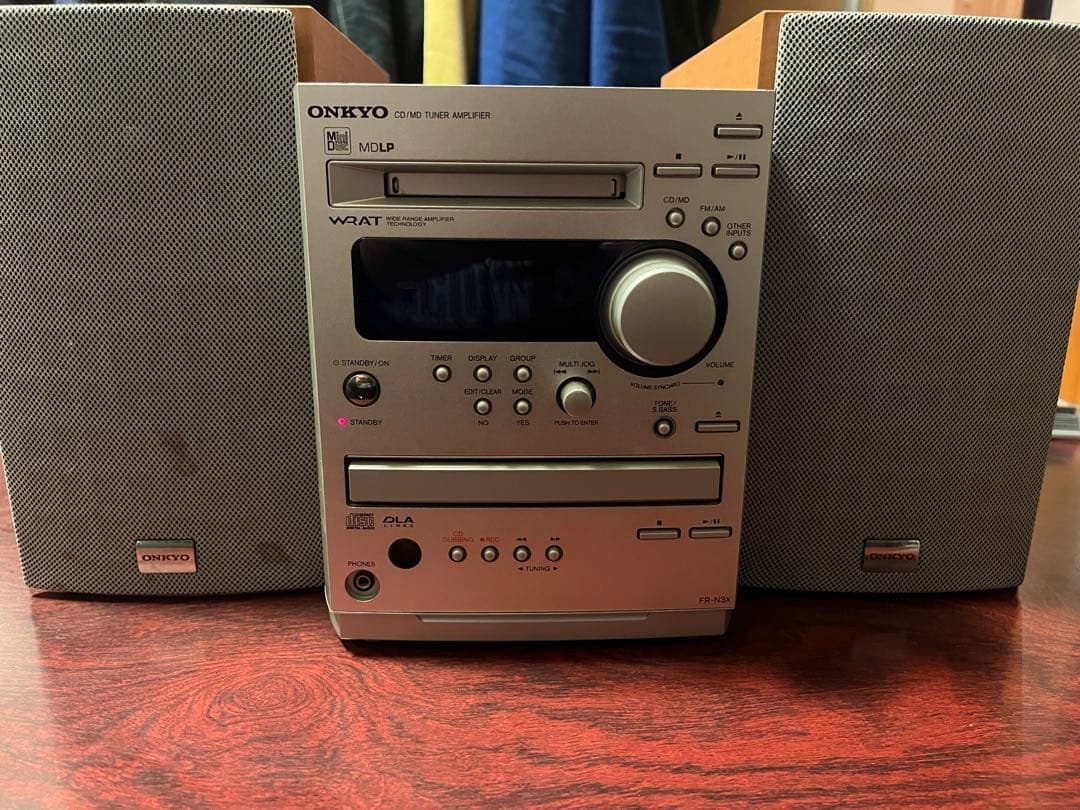 ONKYO ミニコンポ CDプレーヤー　FR-N3X ONKYO（オンキヨー） ONKYO FR-N3X 〓 一番小さいオンキョーFRシリーズ