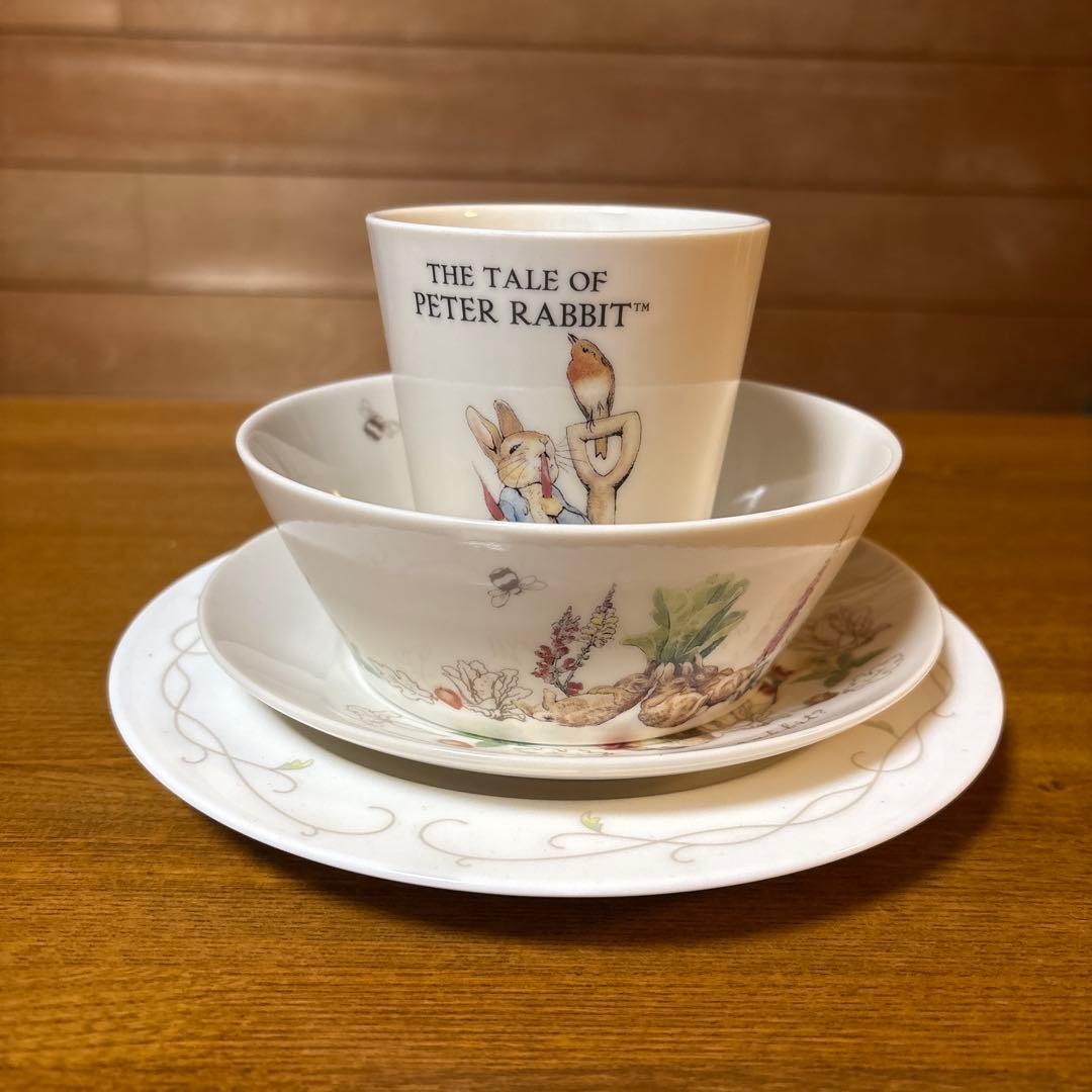 ピーターラビット 食器セット - メルカリ