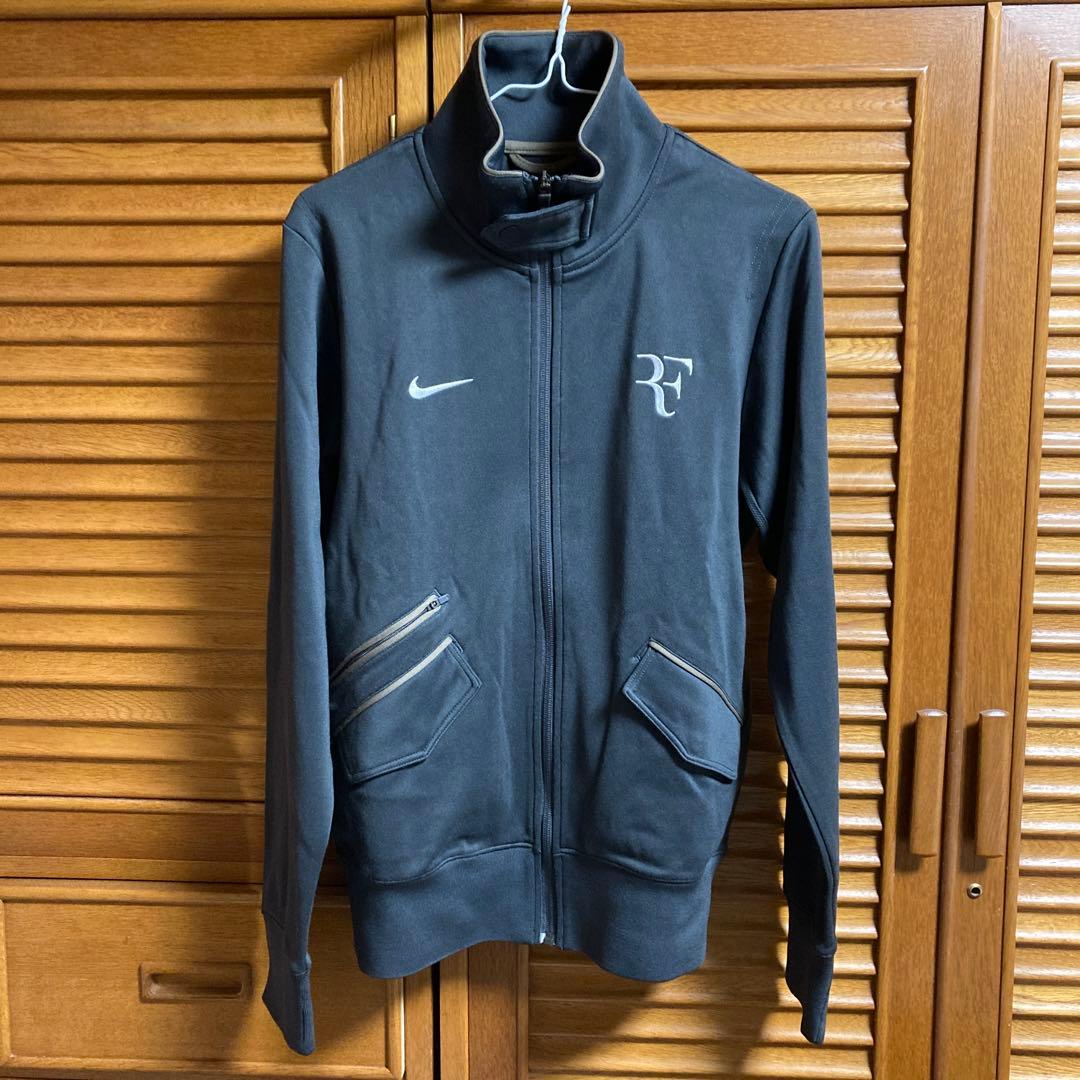 NIKE RFジャケット 2010全米 フェデラー　グレー【Sサイズ】 未使用】NIKE RFジャケット 2010全米 フェデラー【グレーSサイズ