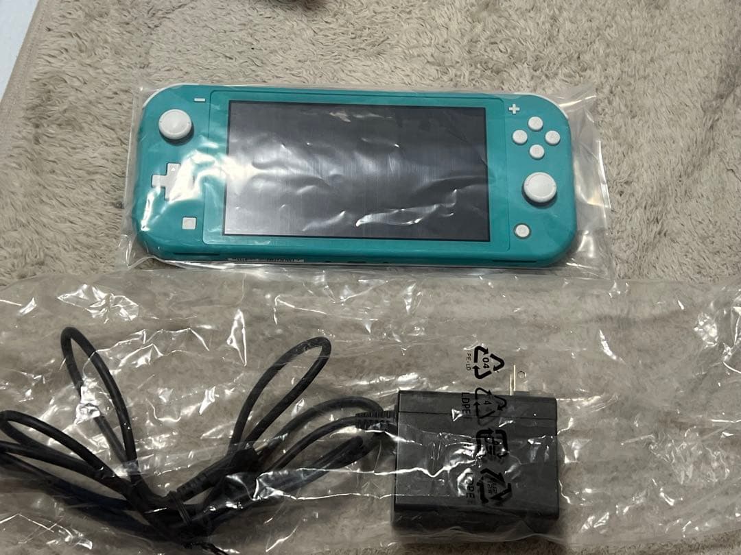 Nintendo Switch Lite ターコイズ 本体 充電器付き - メルカリ