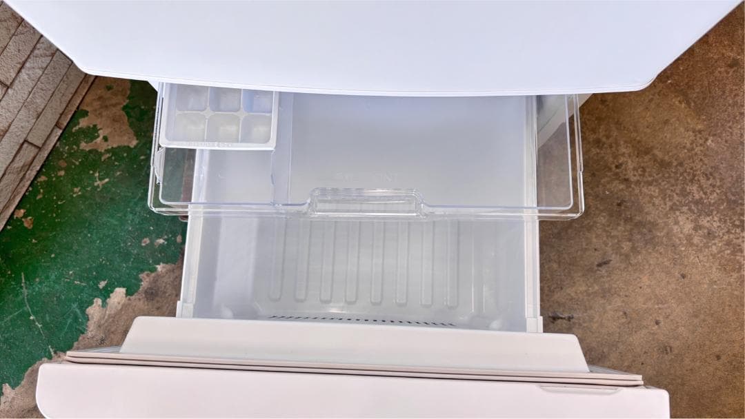 大阪送料無料☆3か月保障付☆冷蔵庫☆2022年☆NR-