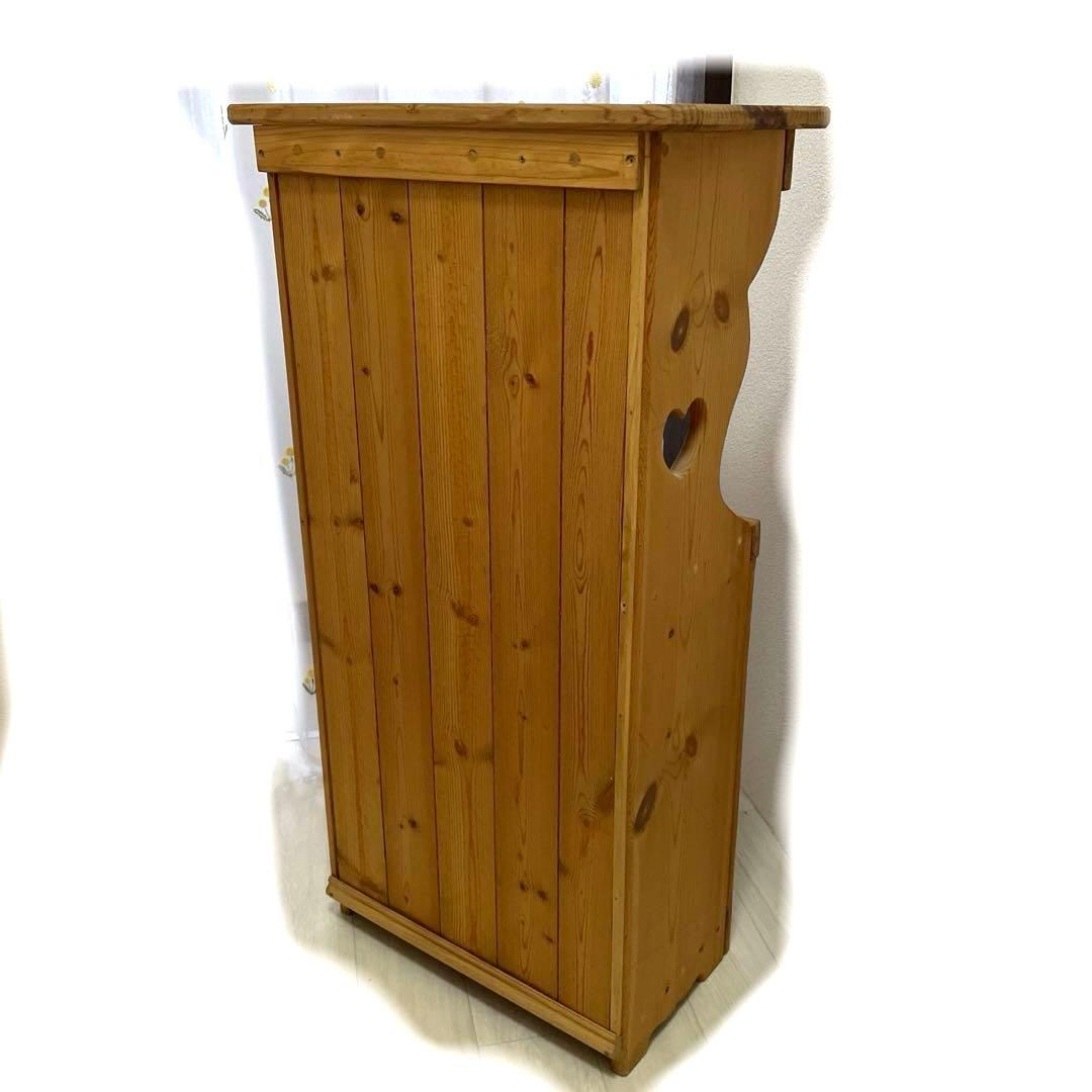 カントリー家具 ハート型扉付きキャビネット ハート型くり抜き穴の