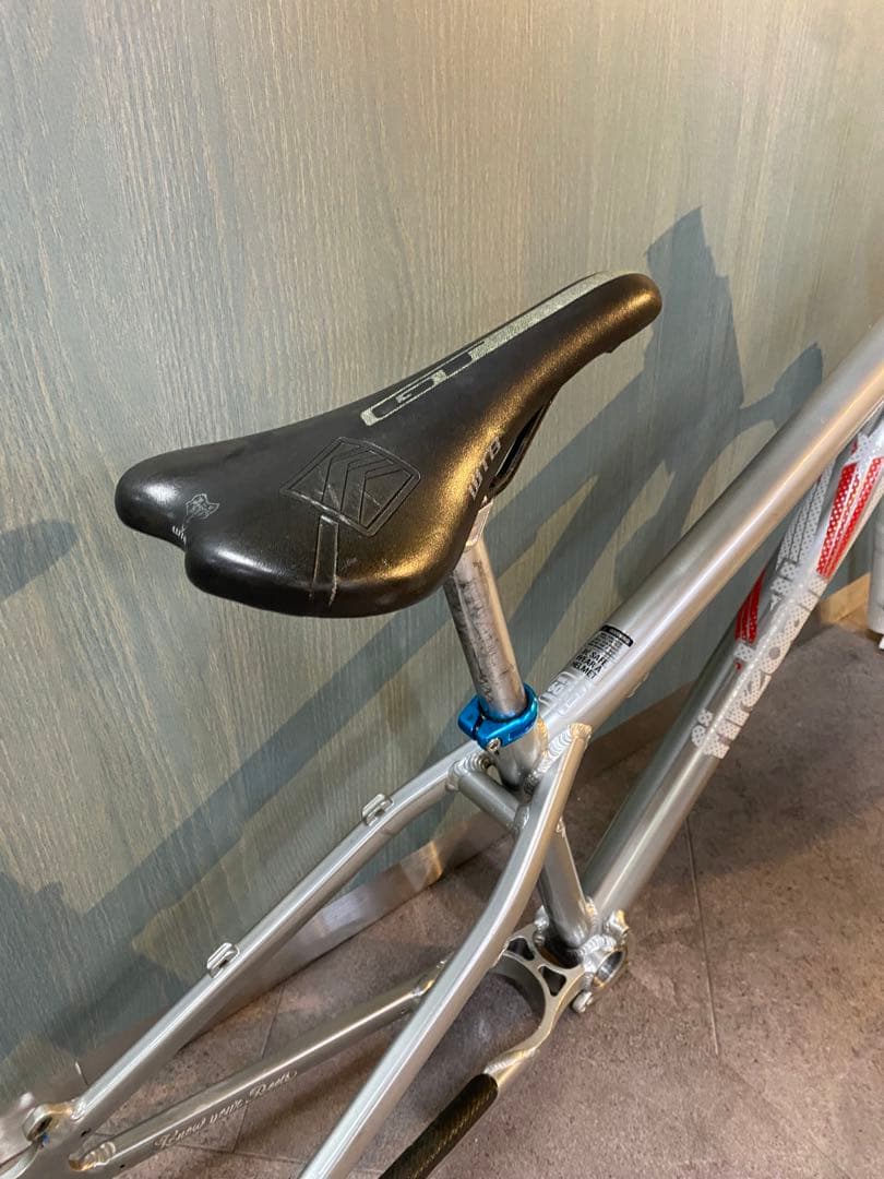 マングース ダートジャンプ フレームのみ フォークはありません - メルカリ