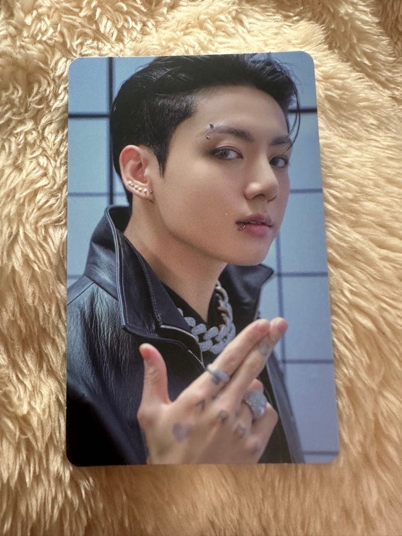 BTS ジョングク トレカ 公式 - メルカリ