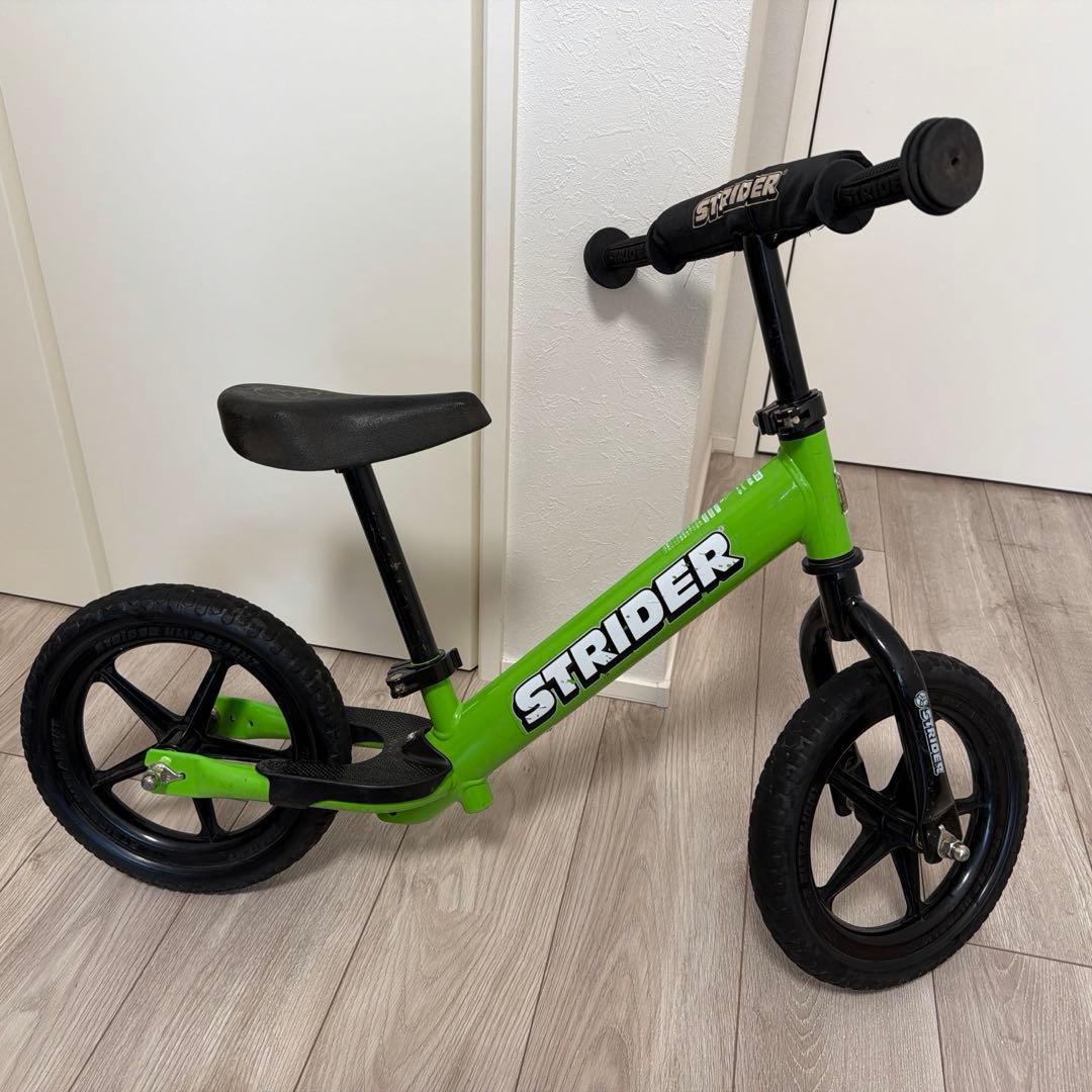 STRIDER スポーツモデルグリーン 12インチ　バッグ付き STRIDER 「ストライダー」 12 SPORT 年式不明 12インチ キッズバイク