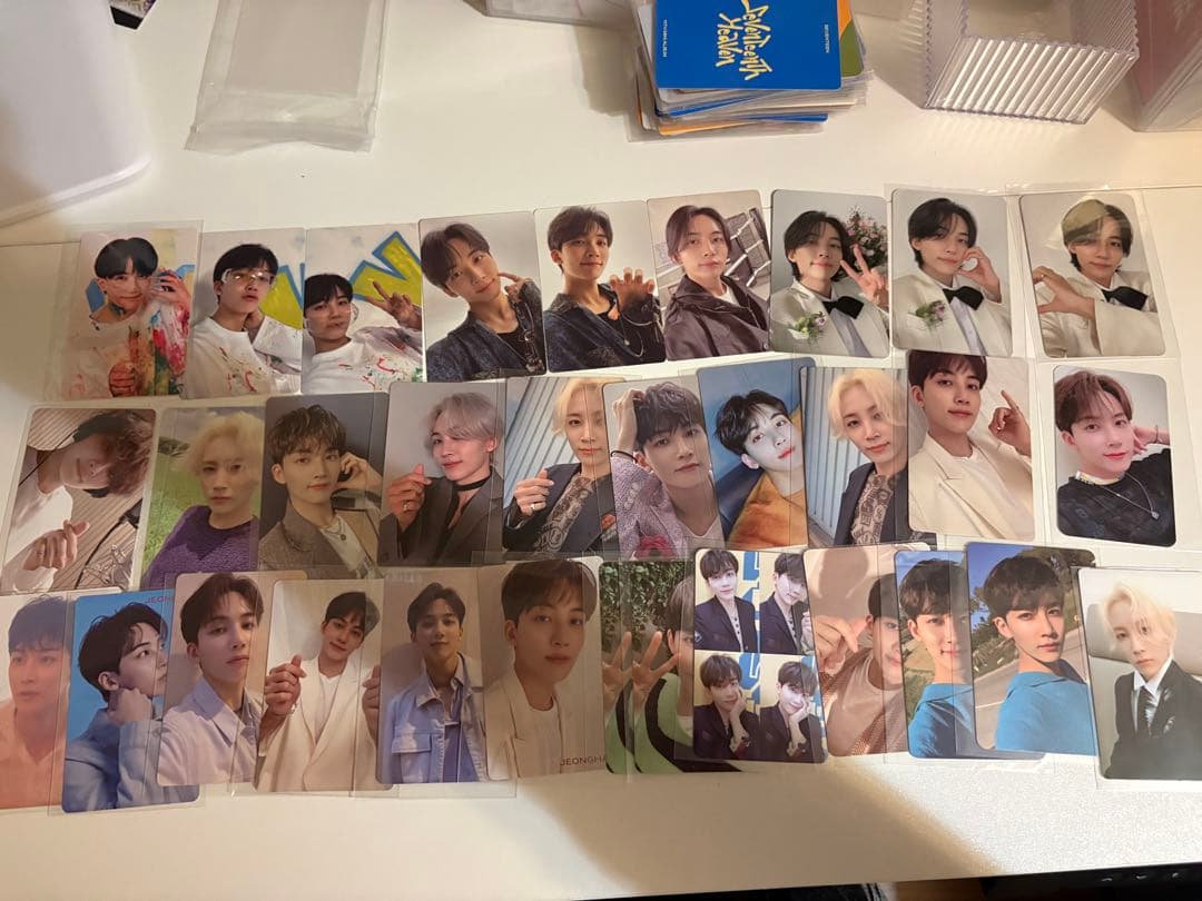 ジョンハン トレカ まとめ 31枚 - メルカリ