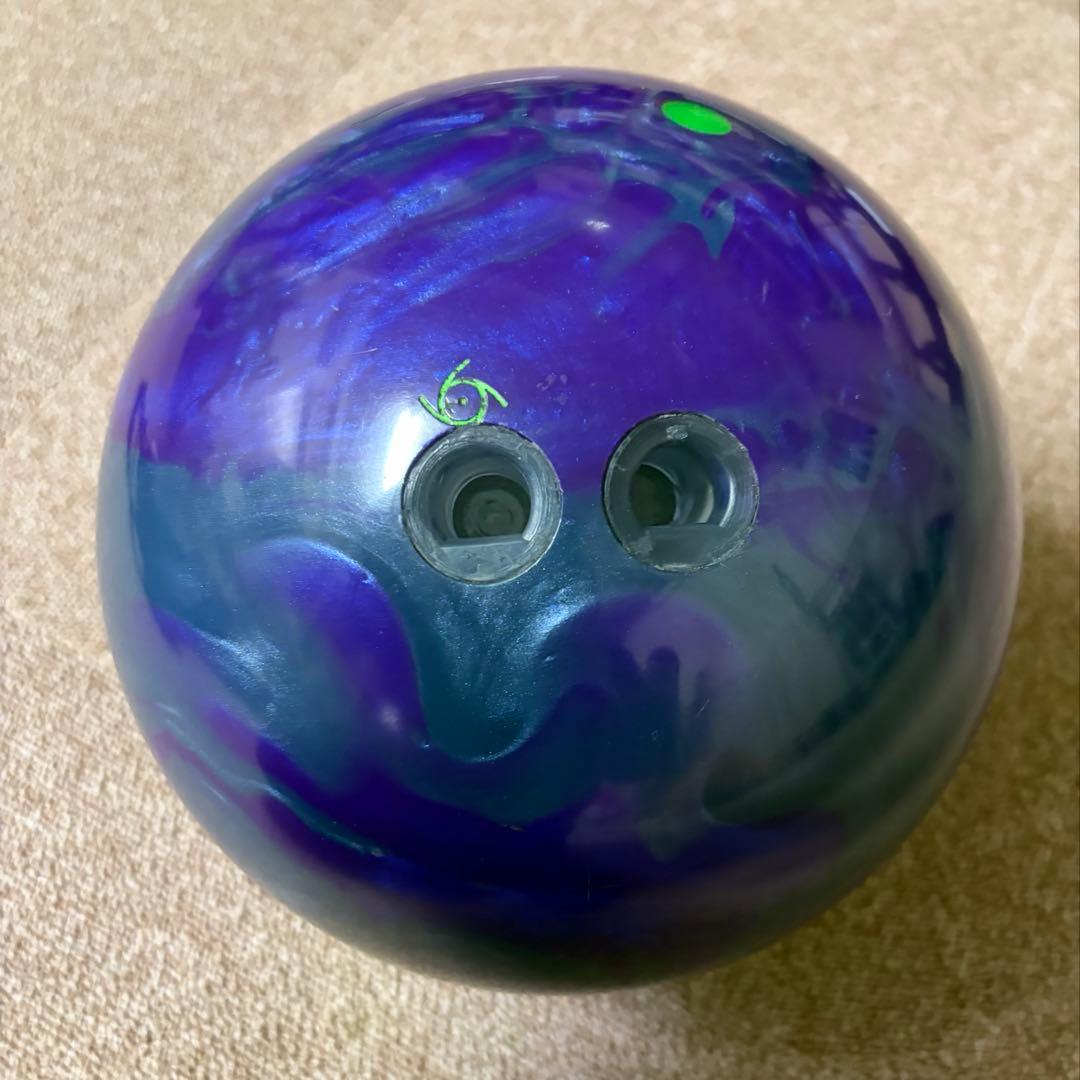 美品】ストーム トロピカルサージ 15ポンド ボウリング ボール