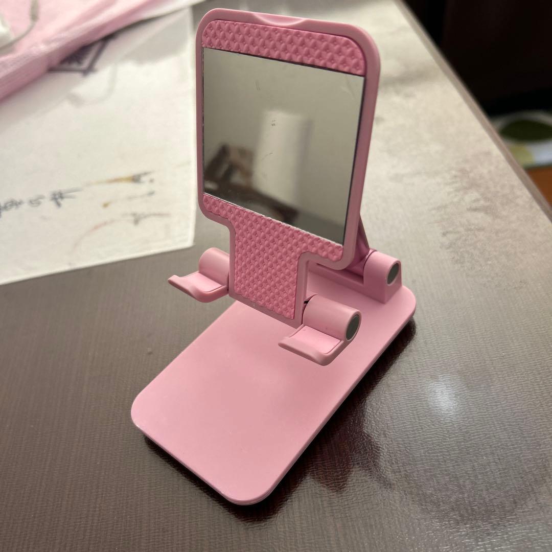 ピンク 折りたたみ式ミラー付きスマホスタンド - メルカリ