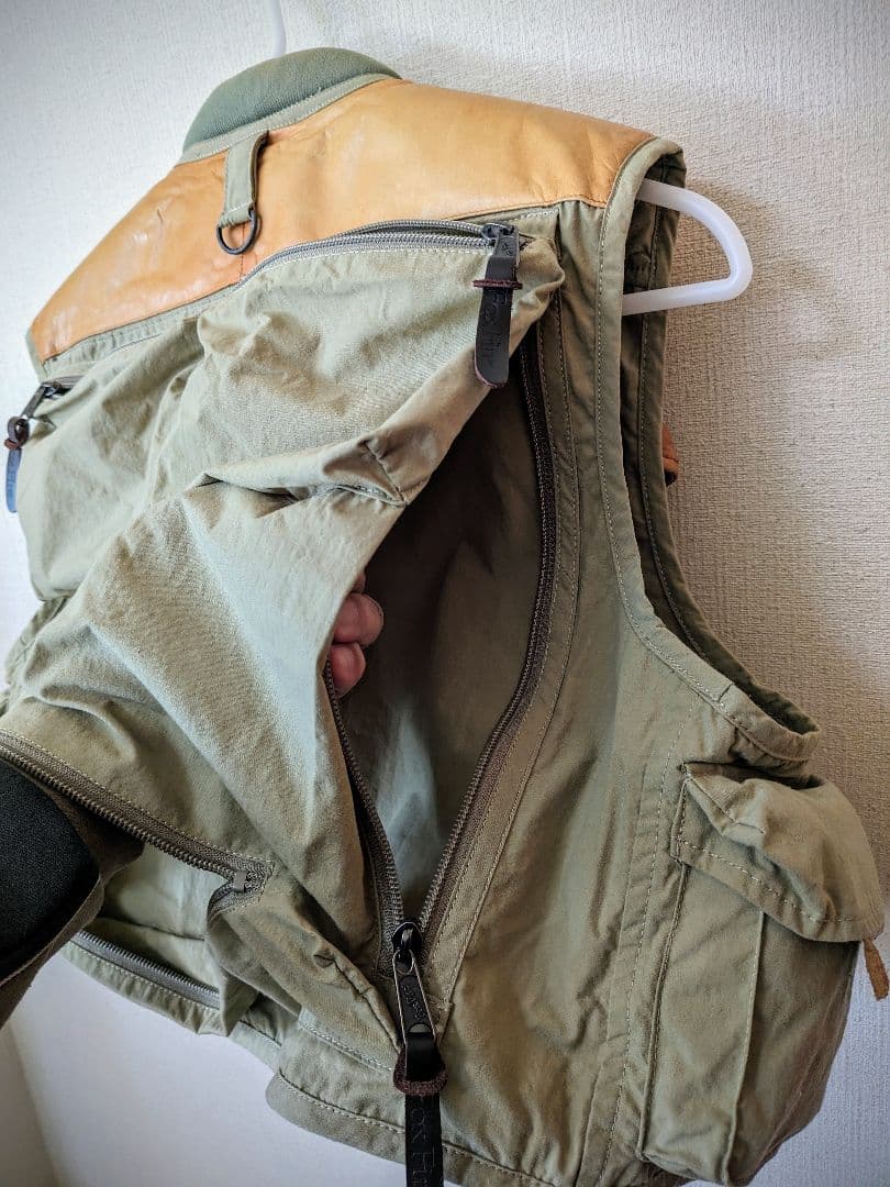 ティムコ TIEMCO エントモロジストⅡ Lサイズ カーキ マニア