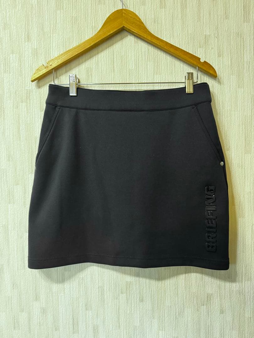 BRIEFING 黒 3Dロゴ スカート M - メルカリ
