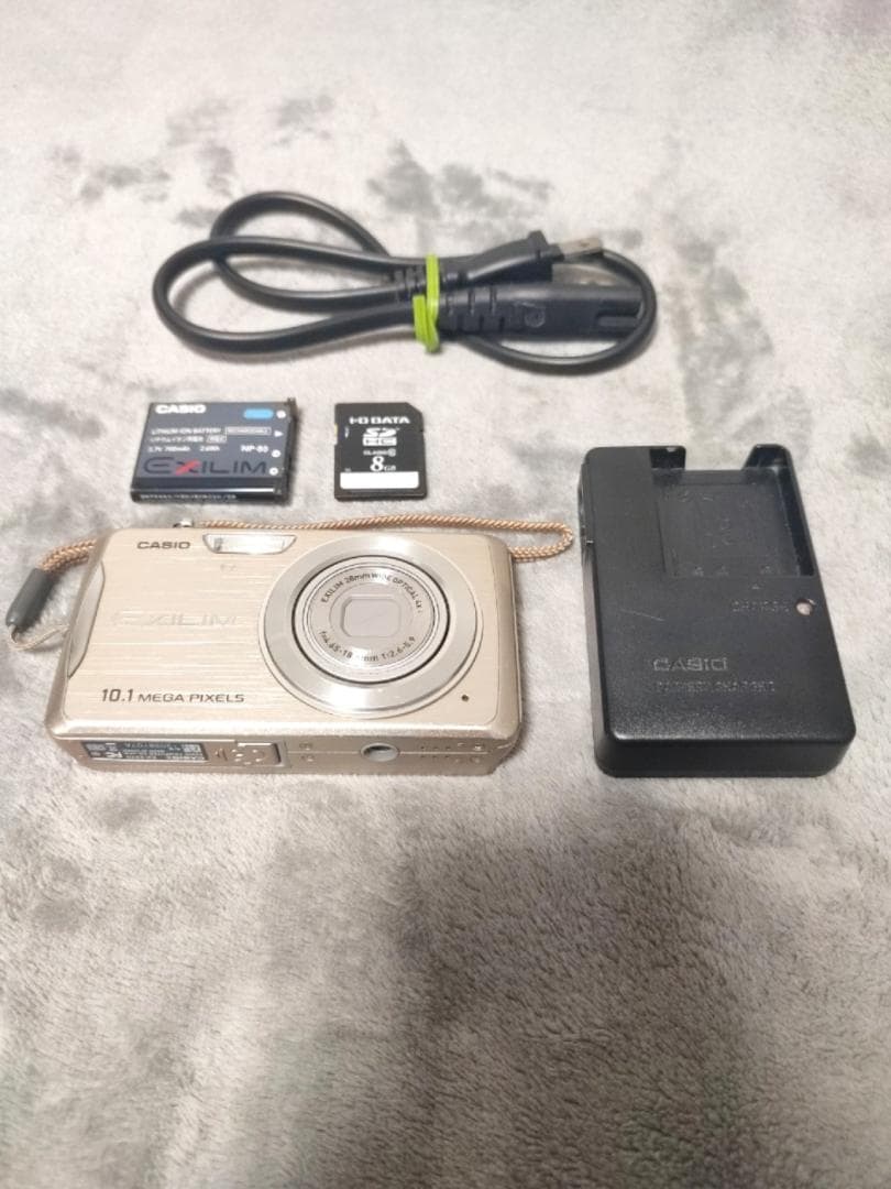 CASIO EXILIM EX-Z270 コンパクトデジタルカメラ - メルカリ