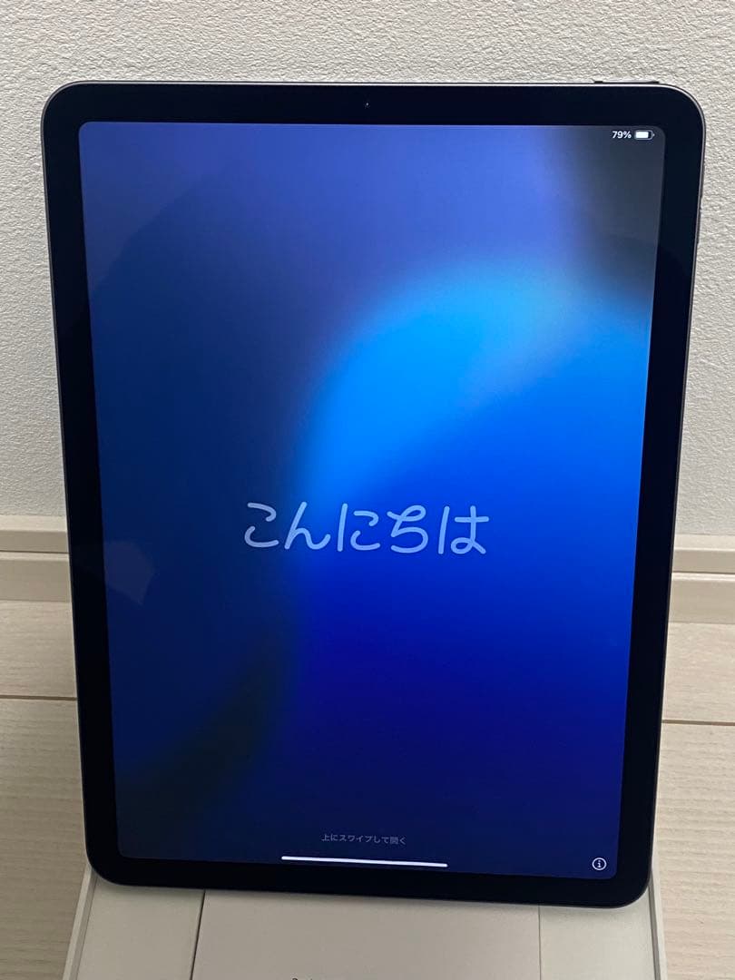 極美品 Apple iPad Air (第5世代) ブルー M1 WiFiモデル
