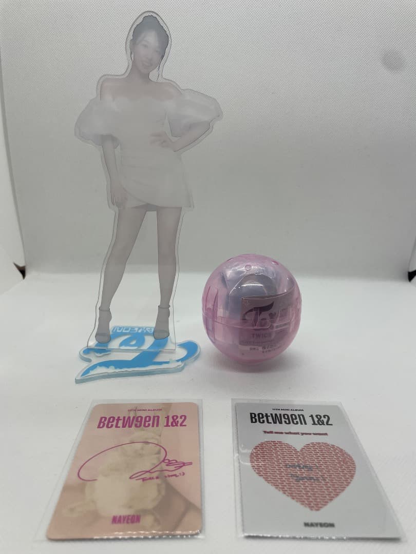 TWICE ナヨン 推しセット アクリルスタンド LOVELYフィギュア トレカ