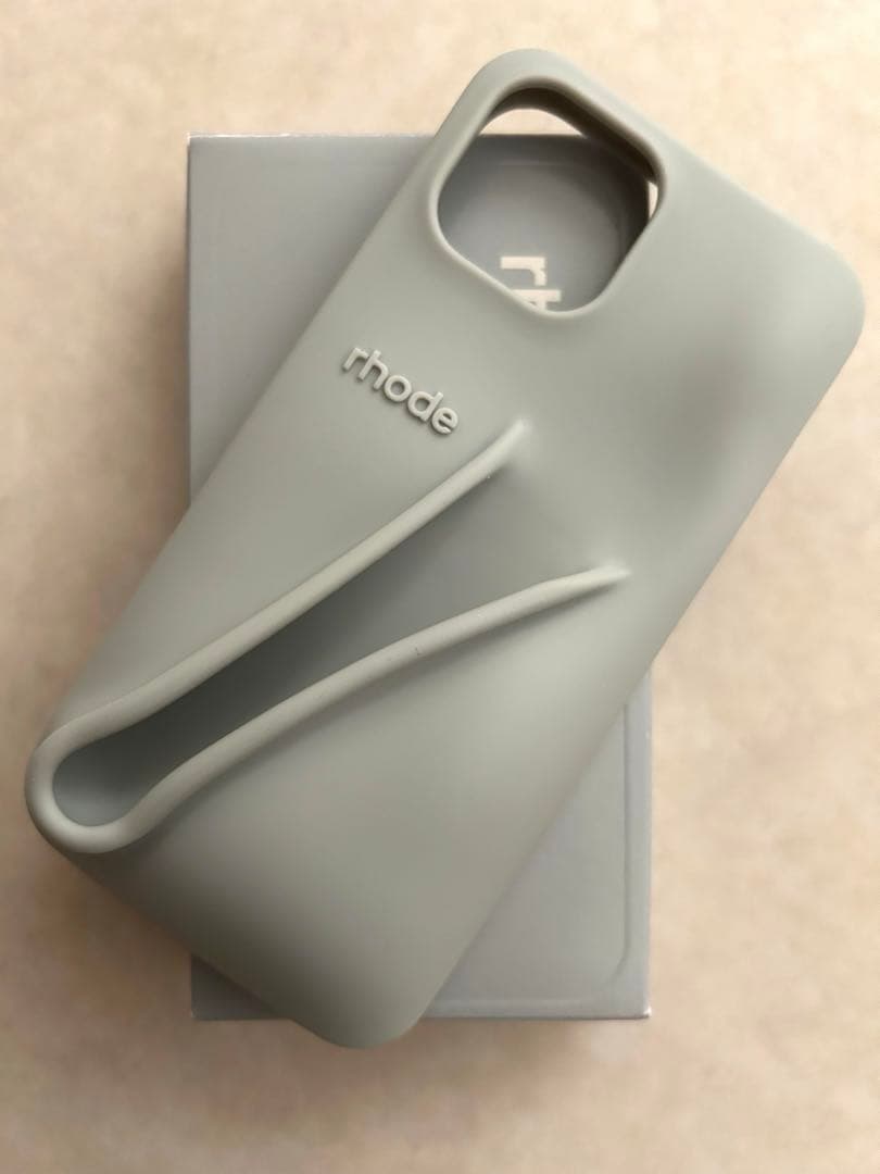 rhode lip case グレー iPhone 14/15対応 - メルカリ