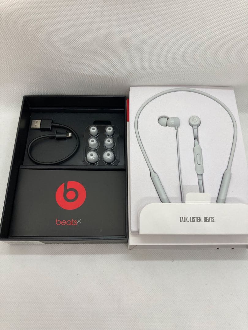 7)未使用beatsX ワイヤレスイヤホン シルバー - メルカリ