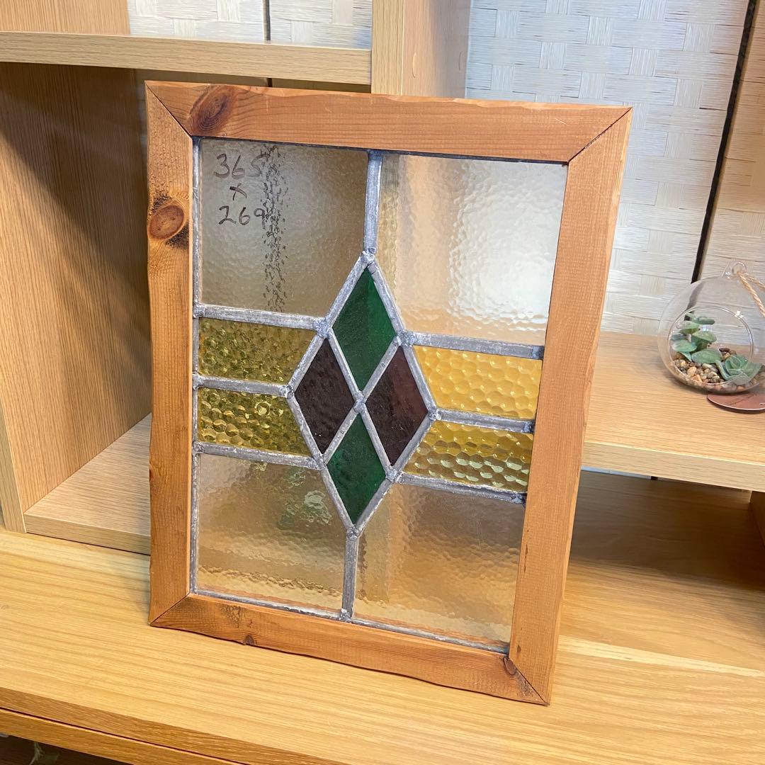 ステンドグラス　アンティーク　イギリス　窓　32×41.5cm
