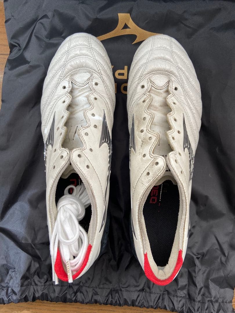 Mizuno Morelia Neo ホワイト/レッド 25.5cm