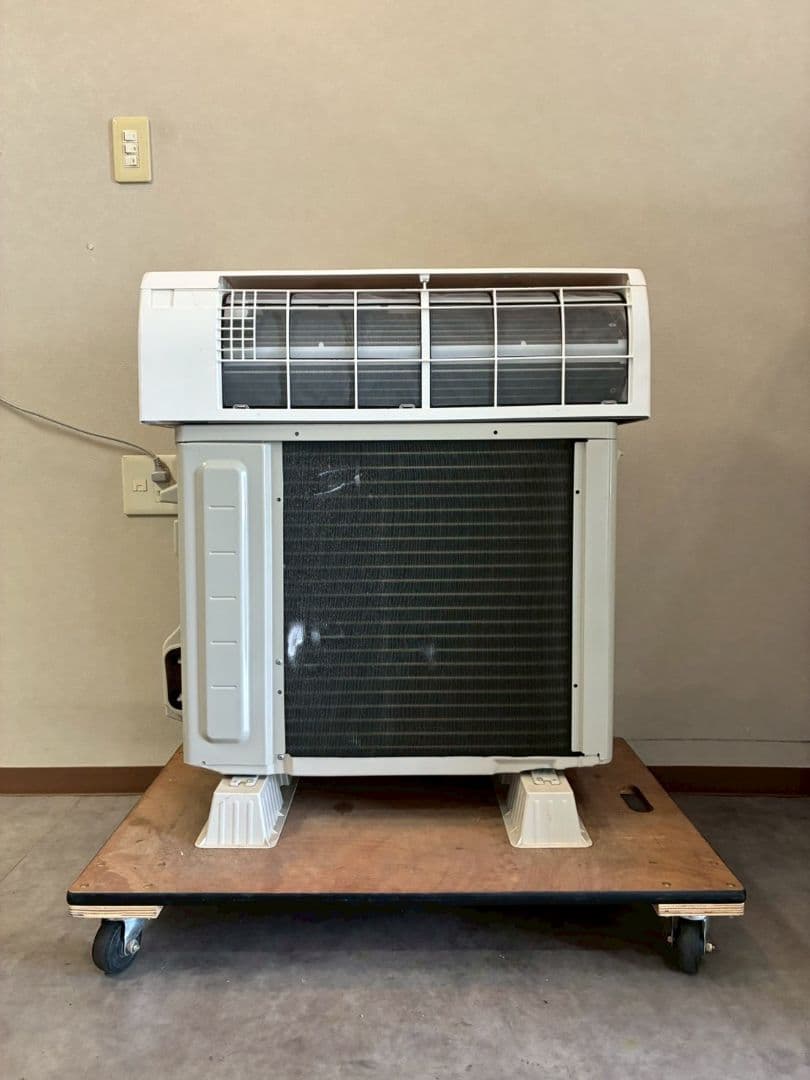 1957 ダイキン【S22ZTES-W】2022年 6畳 エアコン 中古 - メルカリ
