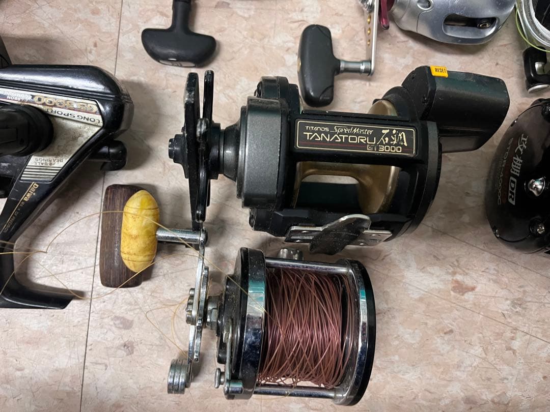 33個ジャンクリール SHIMANO DAIWA などまとめ売り - メルカリ