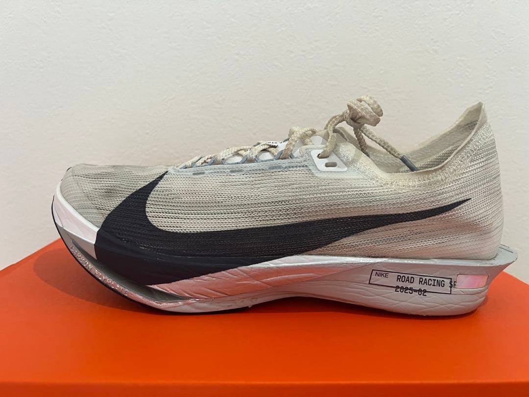 ナイキ　ストリークフライ2 26.0cm