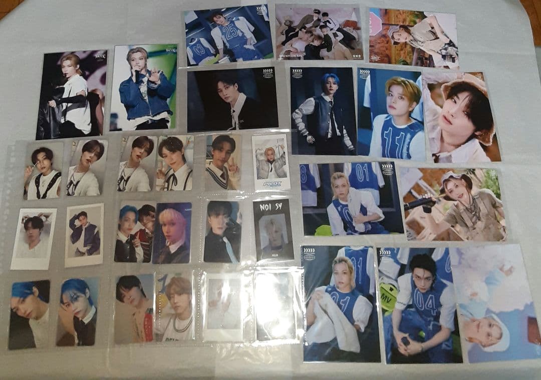 Stray Kids トレカ 等 まとめ売り 400枚 - メルカリ