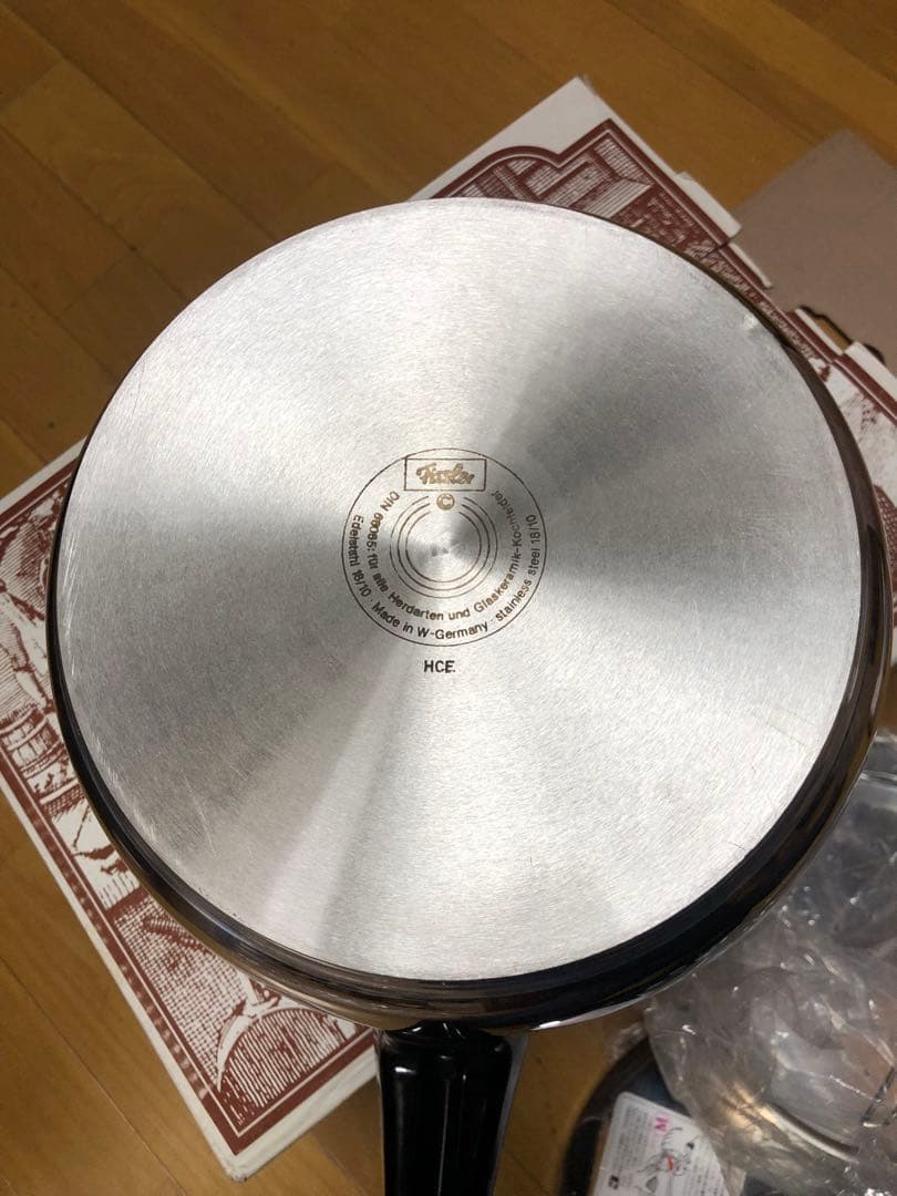 Fissler 圧力鍋 6.0L 、2.5L 蒸し器&三脚付き　2器