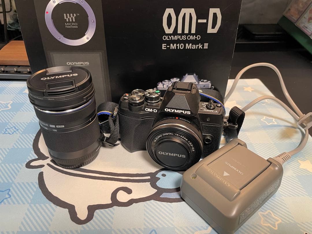 OLYMPUS E-M10 Mark III ダブルズームキット Amazon.co.jp: OLYMPUS ミラーレス一眼 OM-D E-M10 MarkIII EZダブル