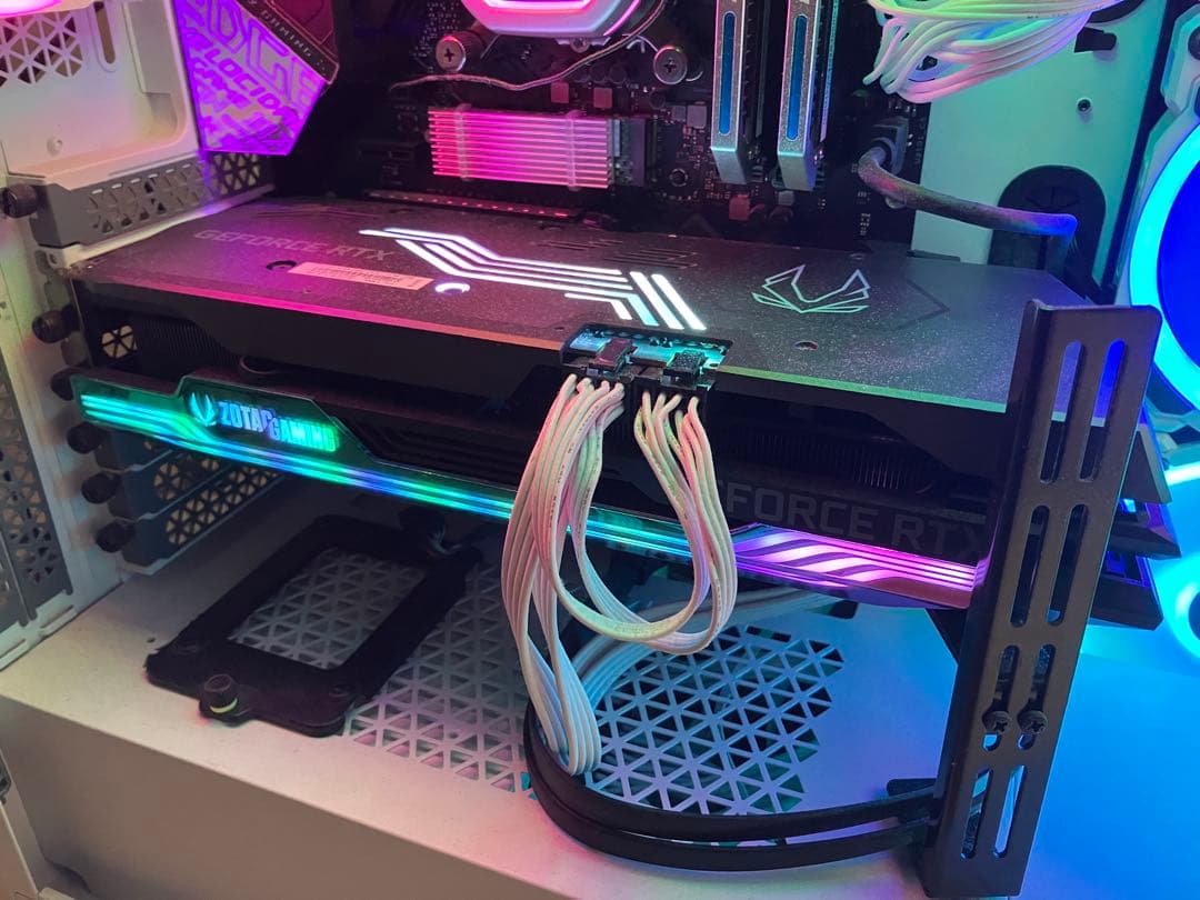 グラフィックボード・グラボ・ビデオカード ZOTAC RTX3080Ti AMP HOLO 12GB GDDR6X LHR GeForce RTX 3080 Ti AMP Holo | ZOTAC Gaming | ZOTAC