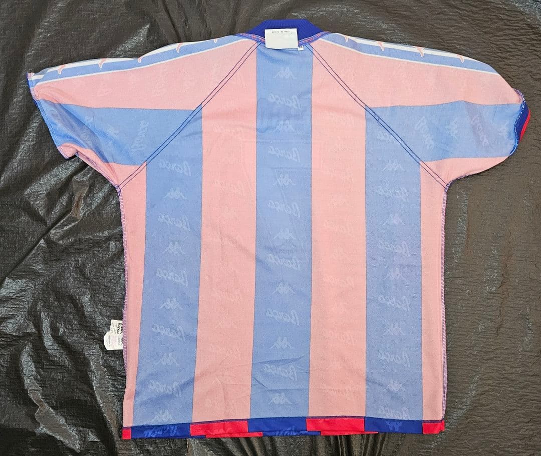 サッカー 希少 ユニフォーム 加入初年度 バルセロナ フィーゴ - メルカリ