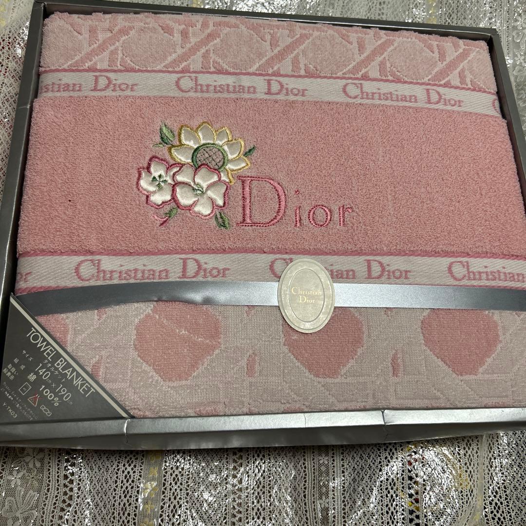Christian Dior タオルケット ピンク 綿100% 新品未使用品 - メルカリ