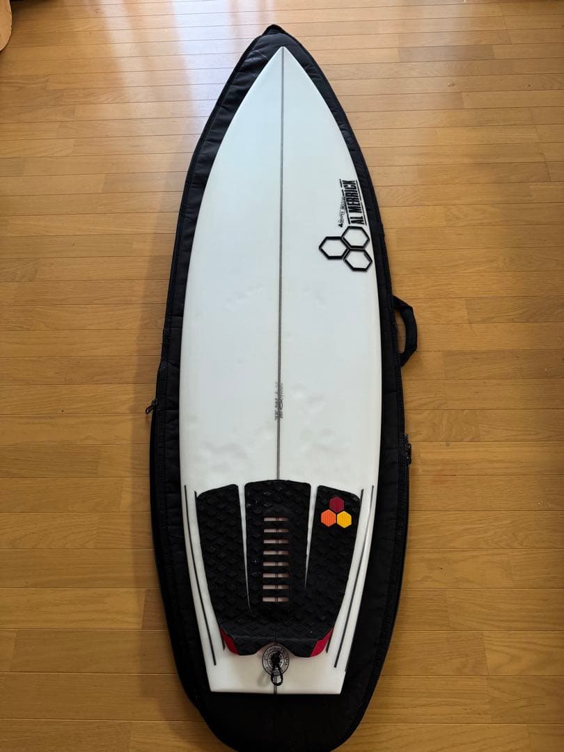 マッカラム 6'4 ツイン スタビ 2+1 トライ エッグ ジョエルチューダー