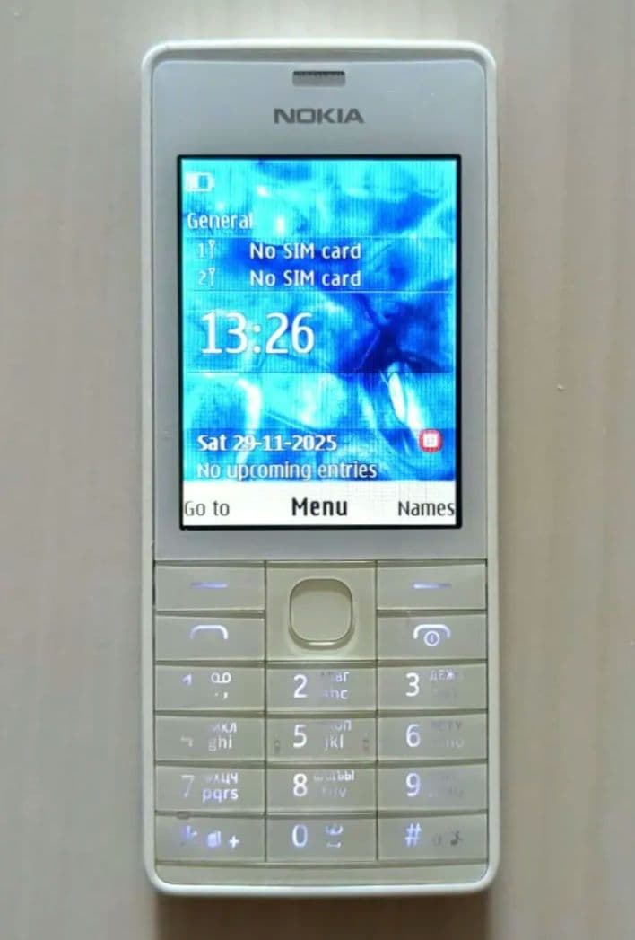 【フィーチャーフォン】Nokia 5152 Dual SIM ノキア ロシア語 Nokia 235