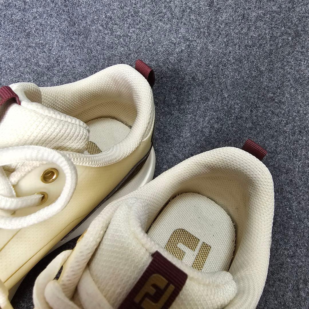 極美品【フットジョイ】パフォーマ スパイクレス ゴルフシューズ 23.5cm