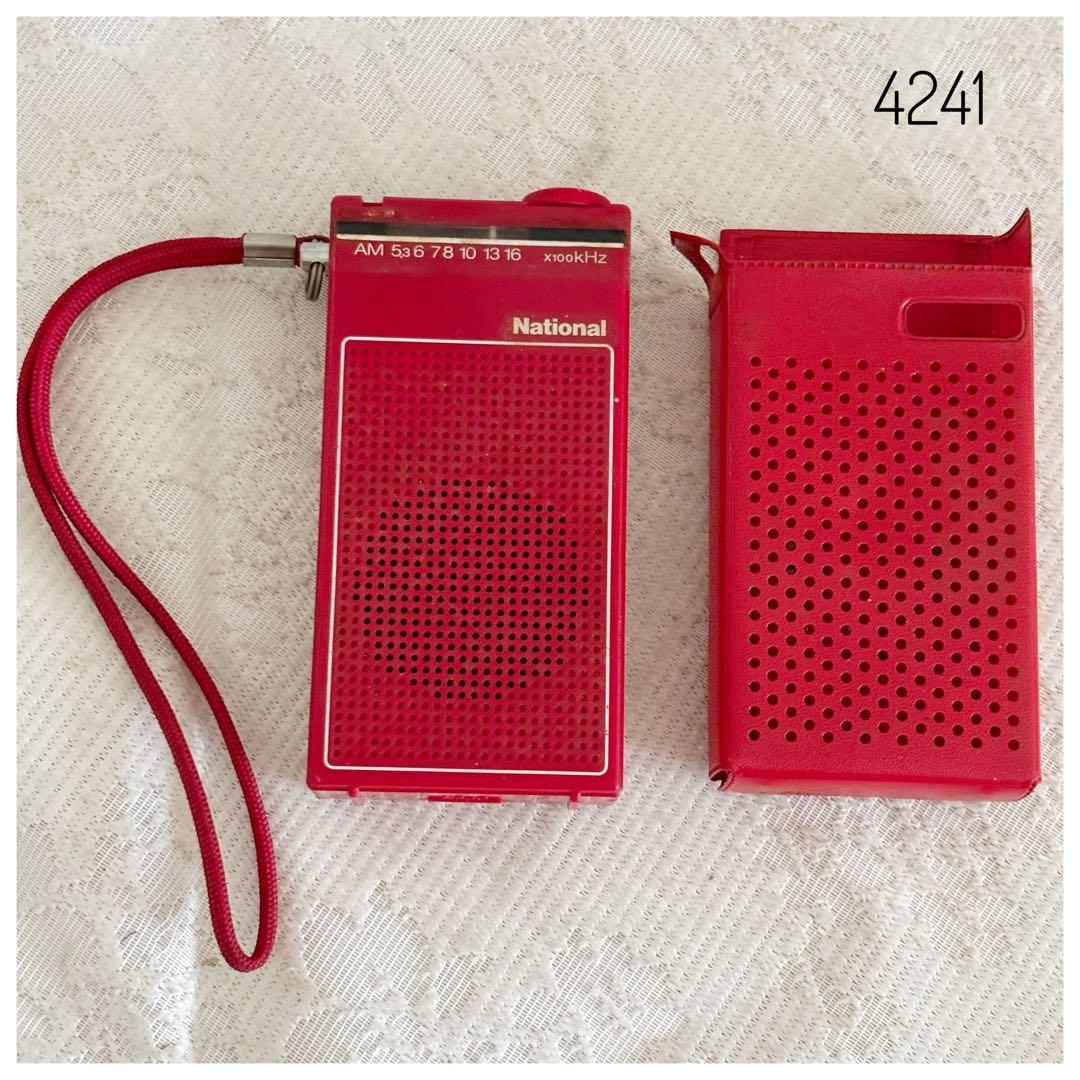 d*9様 希少カラー ナショナル AM小型アンティーク ラジオ R-166A 赤