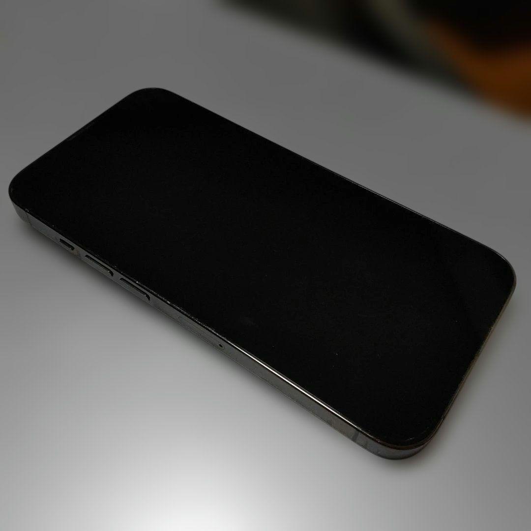 早い者勝ち！超美品　iphone13 pro　本体　 ブラック　艶消しブラック Amazon | 【整備済み品】 Apple iPhone 13 Pro 256GB グラファイト SIM