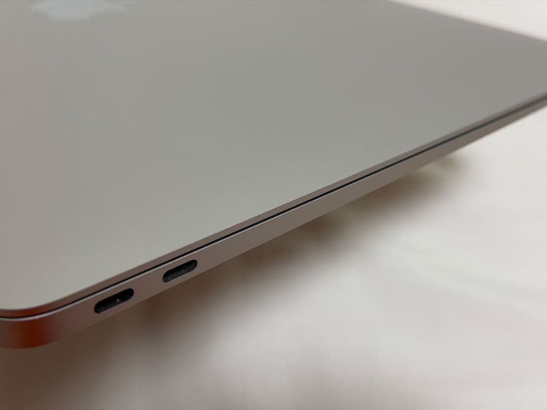 MacBook Air M1 2020 8GB 256GB 充電回数22回 - メルカリ