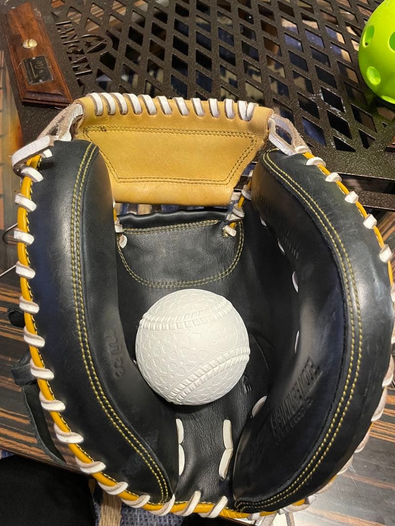 Nike ナイキ キャッチャーミット 少年野球 軟式 阪神 ウェブ損傷格安