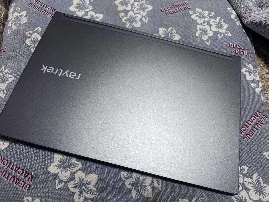 Windowsノート本体 raytrek R5-AA5 Core i7 12700H raytrek R5-AA5 16万円台で購入出来る15.6インチノートパソコン実機