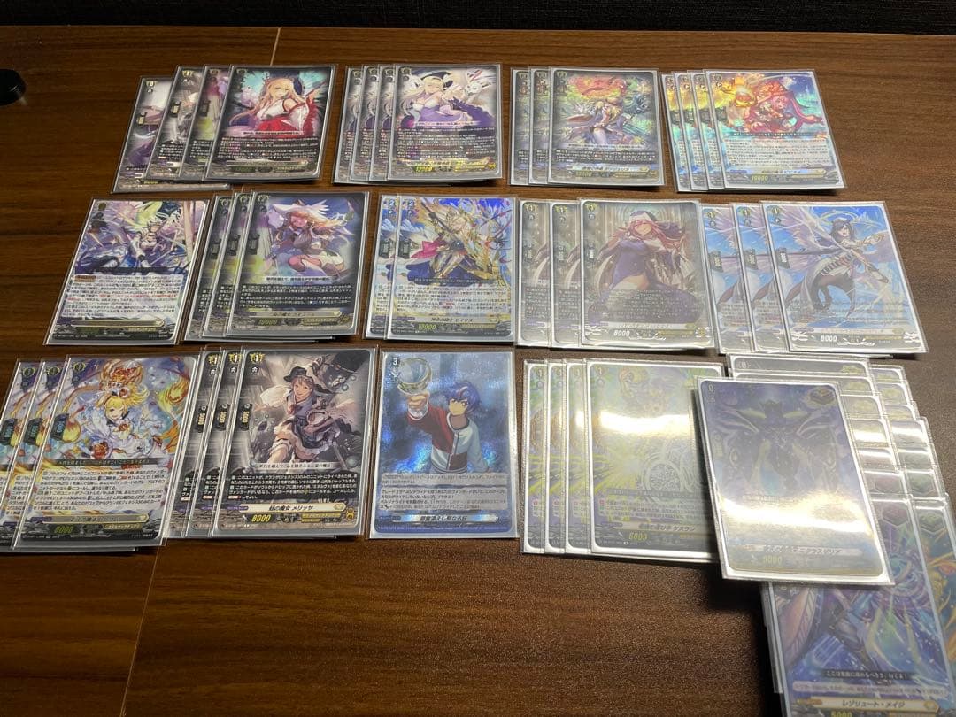 ヴァンガード　ミネルヴァ　デッキ　スリーブ付き 全能の究極神器ミネルヴァ【SR】{DZ-BT09/SR22}《ケテルサンクチュアリ